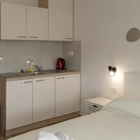 Borghese Apartment