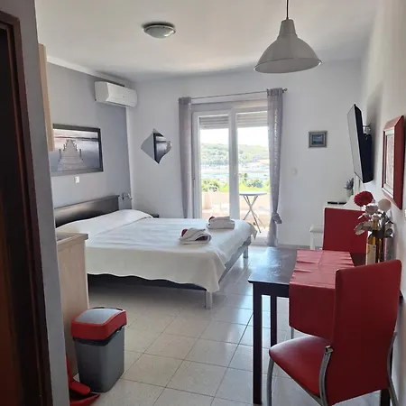 Borghese Apartment