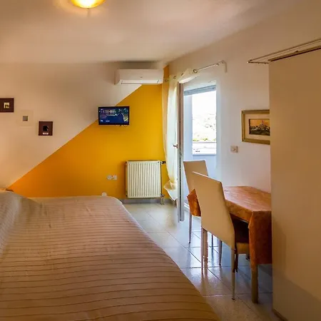 Apartment Borghese
