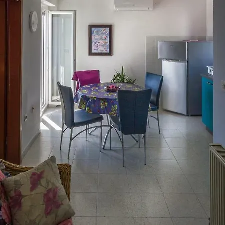 Borghese Apartment